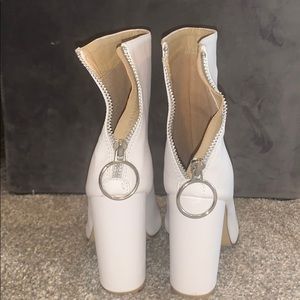 Gogo Boots, White